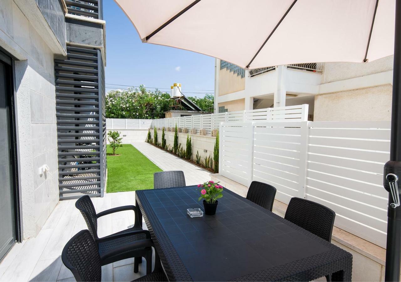 Balfour Sea View City Center Nahariya Exterior photo